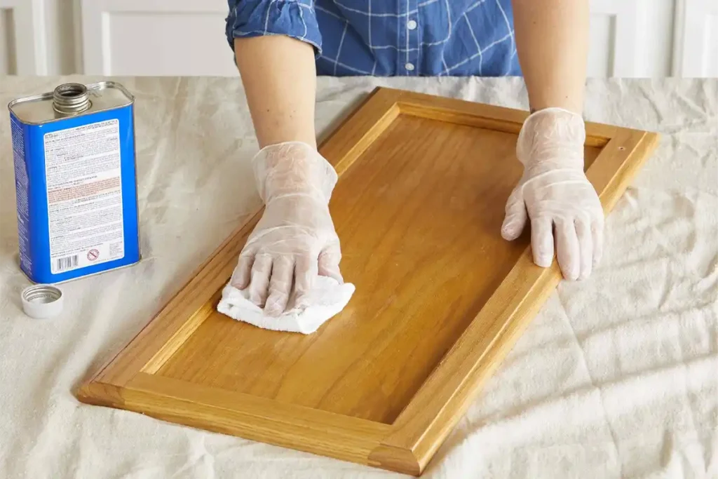 نحوه رنگ کردن کابینت چوبی