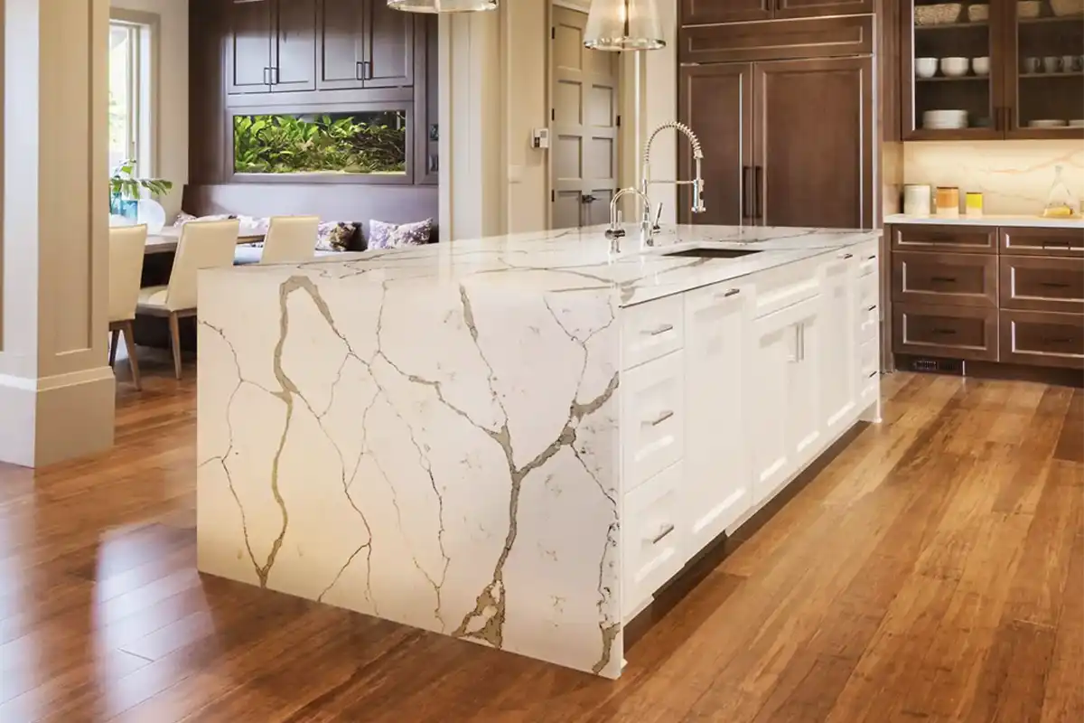 آشنایی با انواع صفحه کورین یا سالید سرفیس